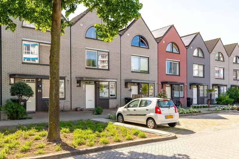 Te Koop: Architectonische Split-Level Woning Muziekwijk