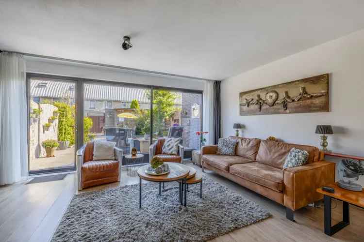Moderne Eengezinswoning 4 Kamers Nootdorp