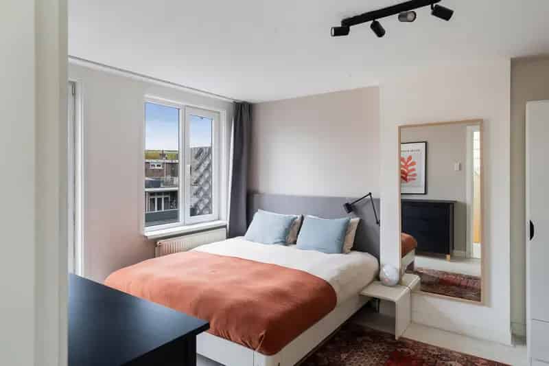 Rotterdam Provenierswijk 4 5 kamer bovenwoning dakterras 97m2
