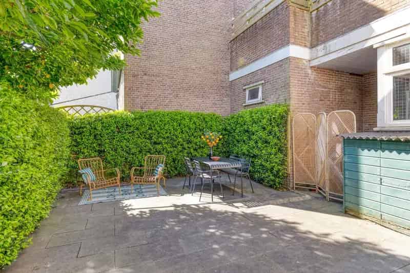 Appartement te koop Overschie 70m2 2 slaapkamers tuin