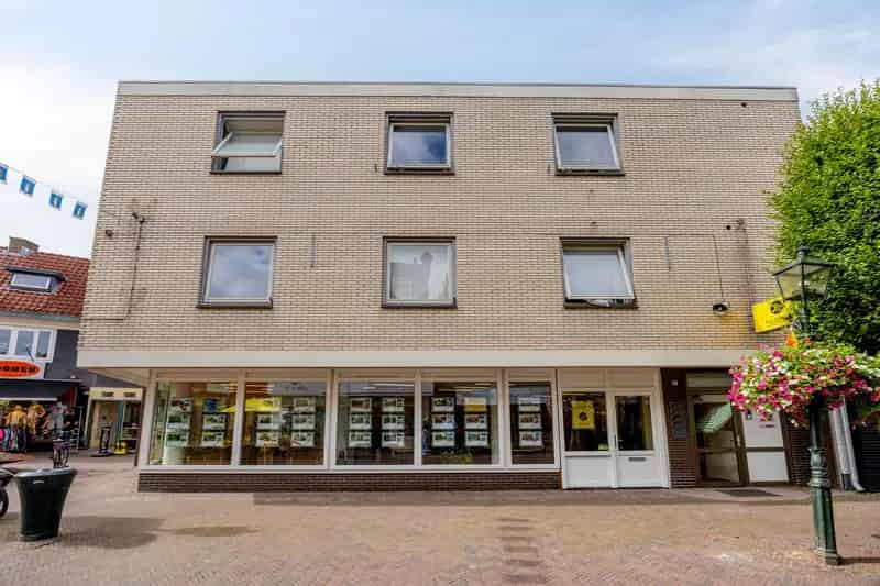 Winkel Baarn | Zoek winkels te huur: Laanstraat 91 3743 BD Baarn 