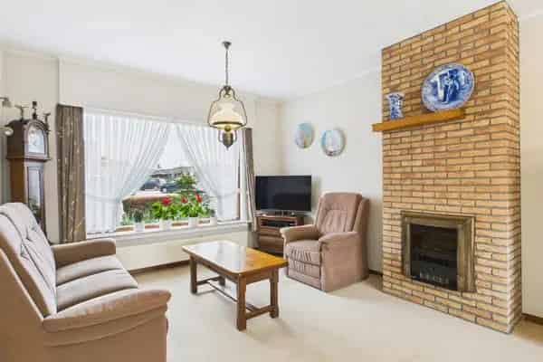 Gezinswoning Westdorpe 3 slaapkamers garage tuin modernisering