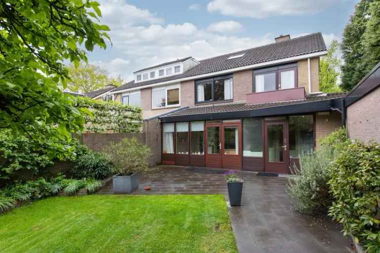 Zeer Royale Tweekapper Velp  4 slaapkamers Garage Carport A-label