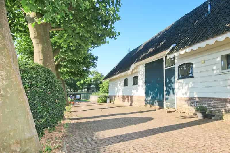 Rijksmonumentale Woonboerenhofstede te koop Ouderkerk aan de Amstel