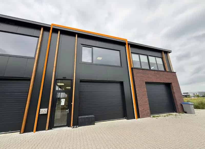 Bedrijfshal Nijverdal | Zoek bedrijfshallen te koop en te huur: Nikola Teslastraat 1-09 7442 PC Nijverdal 