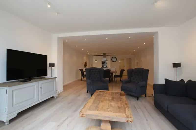 Gemeubileerd 2-kamer appartement Bezuidenhout Den Haag 125m2