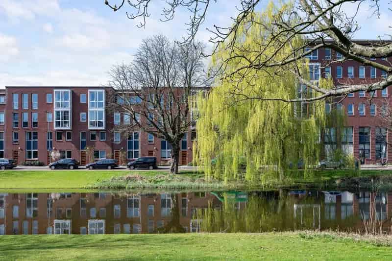 Appartement te koop Bergsingel Rotterdam 3 slaapkamers tuin parkeerplaats