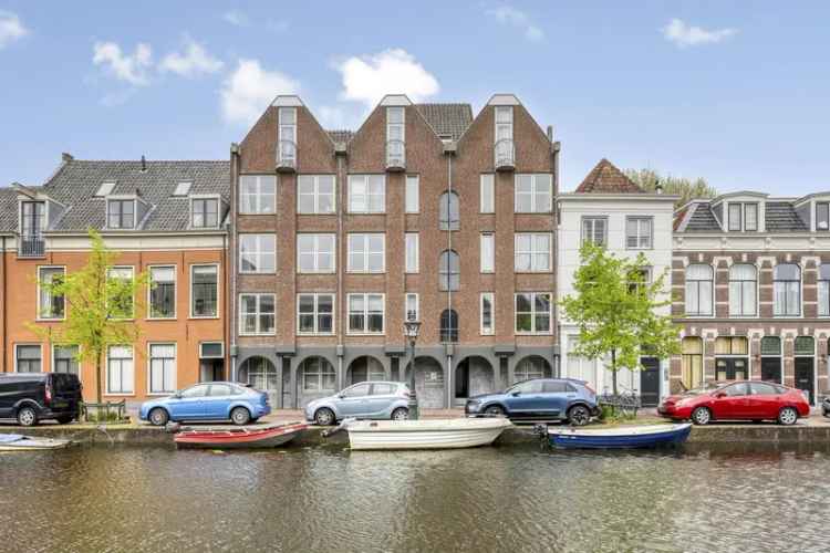 Appartement te koop Leiden Centrum - Grachtenpand