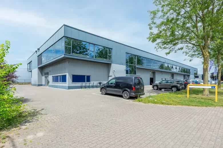 516 m2 Bedrijfsruimte te Huur De Meern