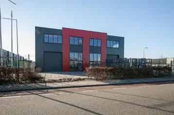 Bedrijfsunit te Huur Kampen - Moderne Unit met Kantoor