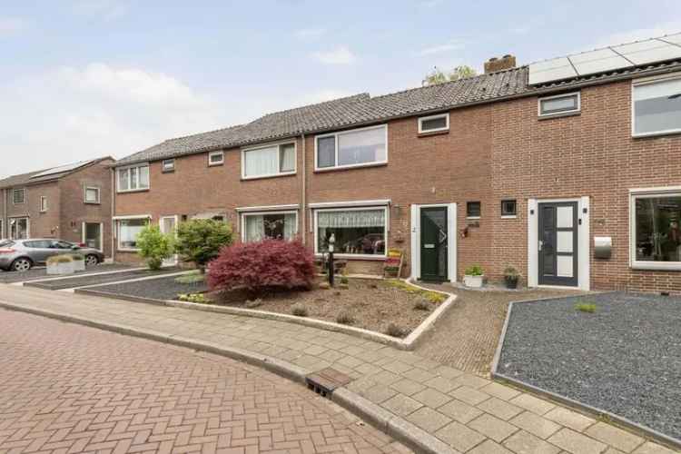 Uitgebouwde Tussenwoning 85m2 3 slaapkamers Zonnige Tuin