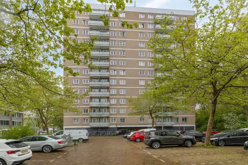 Appartement te koop Amstelveen: 2-kamer appartement met balkon