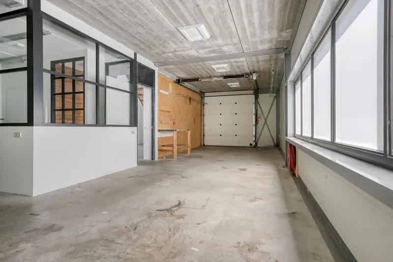 Bedrijfshal Woerden: Wonen en Werken Combineren
