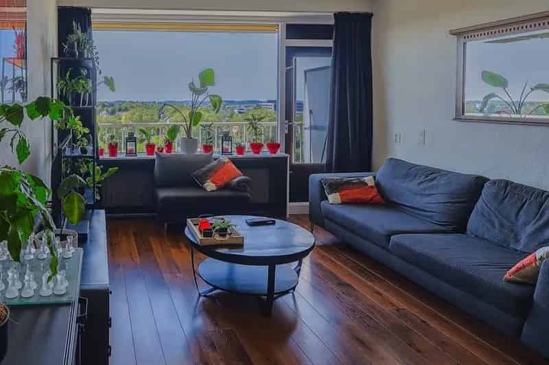 4-kamer appartement met panoramisch uitzicht en balkon