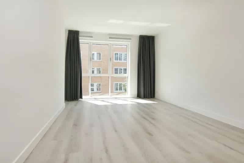 Luxe 2 Kamer Appartement Diemen Eigen Grond Balkon 54m2