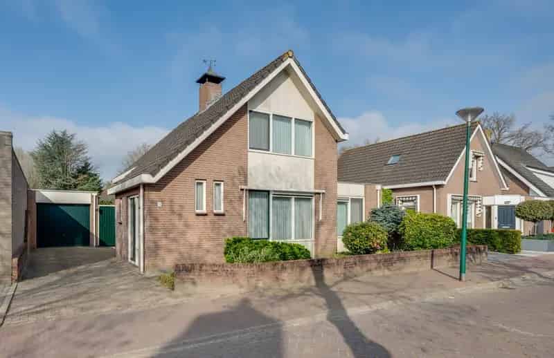 Vrijstaande woning Molenschot: Ruime tuin, garage en levensloopbestendig