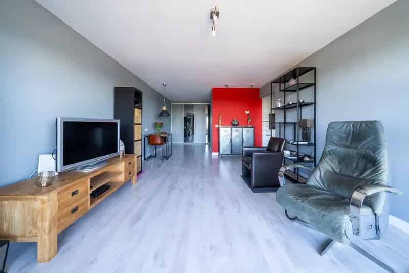 Appartement te koop Purmerend: 2-kamer appartement nabij winkelcentrum
