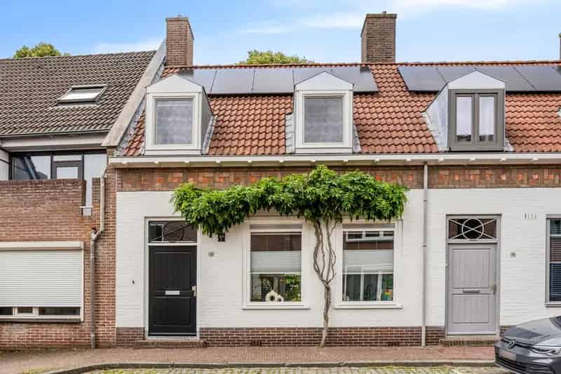 Gerenoveerde woning Hulst 3 slaapkamers diepe tuin