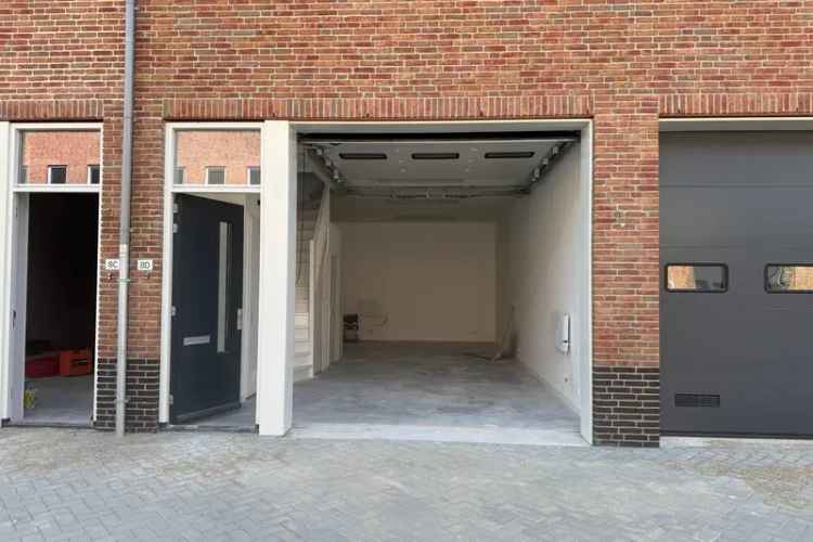 Bedrijfshal te koop Weesp 100m² nabij station