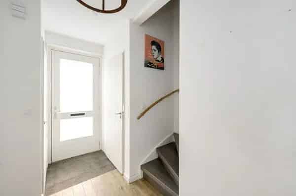 2-onder-1-kapwoning 86m2 2015 Nabij NS Station