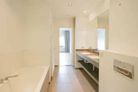 3 Kamer Appartement 157m2 Den Haag  Volledig Gerenoveerd