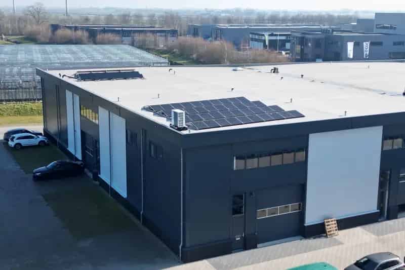 Bedrijfshal te Huur Zwaag 290m² Moderne Hal Nieuwe Bouw