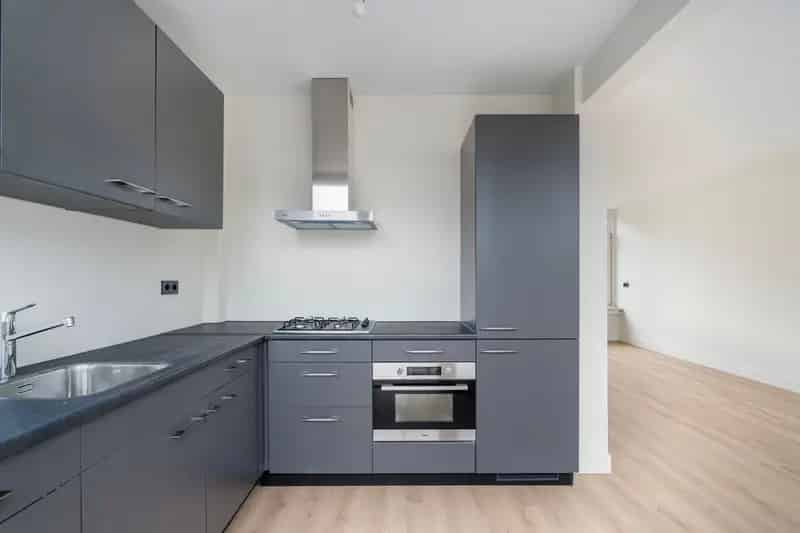 Moderne Tussenwoning Lombardijen 3 Slaapkamers Turn Key
