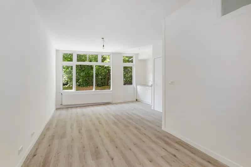 2 Kamer Appartement Overschie  49m2 Tuin  Energielabel B