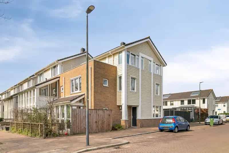 Ruime Hoekwoning Rotterdam Terbregge Dirk van Prooijesingel