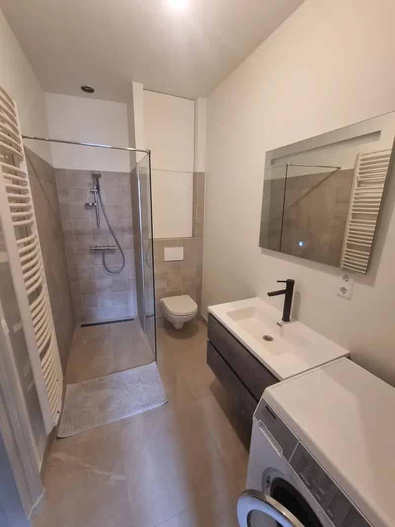 Studio St Stevenskerk 37m2 Gemeubileerd