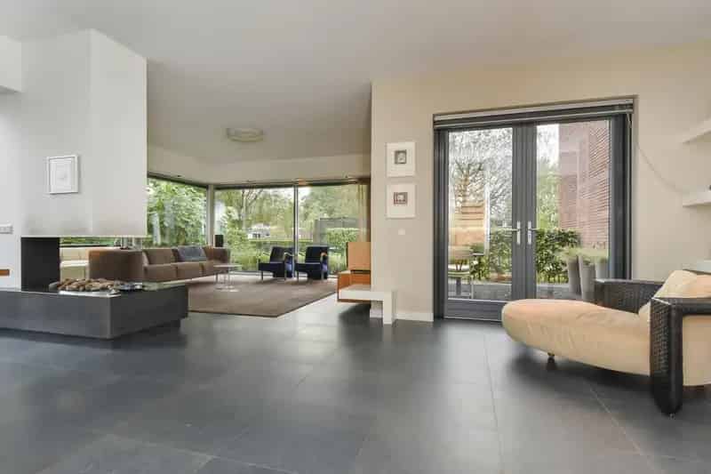 Luxe Villa te Koop Nootdorp - 4 slaapkamers, 2 badkamers, grote tuin
