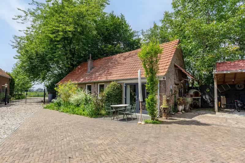 Huis te koop: Vogelenzangsestraat 7 6665 LL Driel 