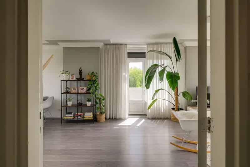 Appartement te koop Leiden: Lichtrijk hoekappartement met 2 balkons