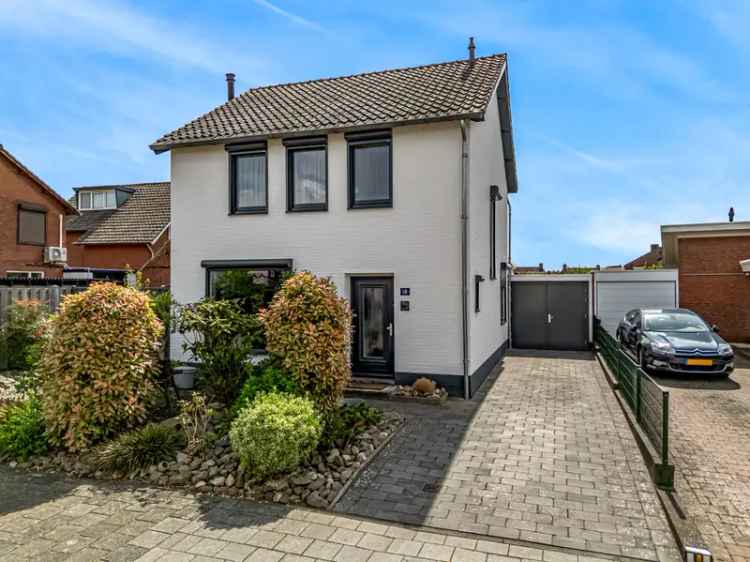 Vrijstaande woning Berg aan de Maas: goed onderhouden met garage en tuin