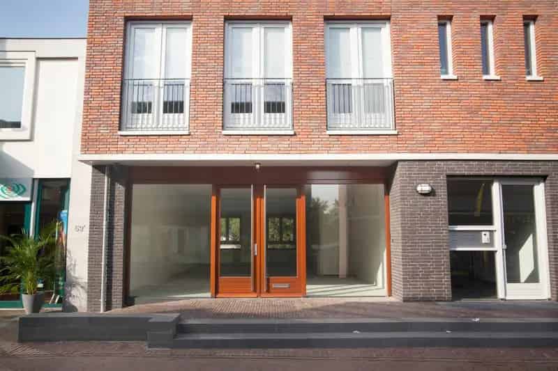 Winkelruimte te Huur Barendrecht Middenbaan 86m2 + Souterrain