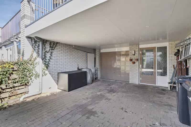 Drive in woning Purmer Zuid Ruime Tuin Eigen Parkeergelegenheid