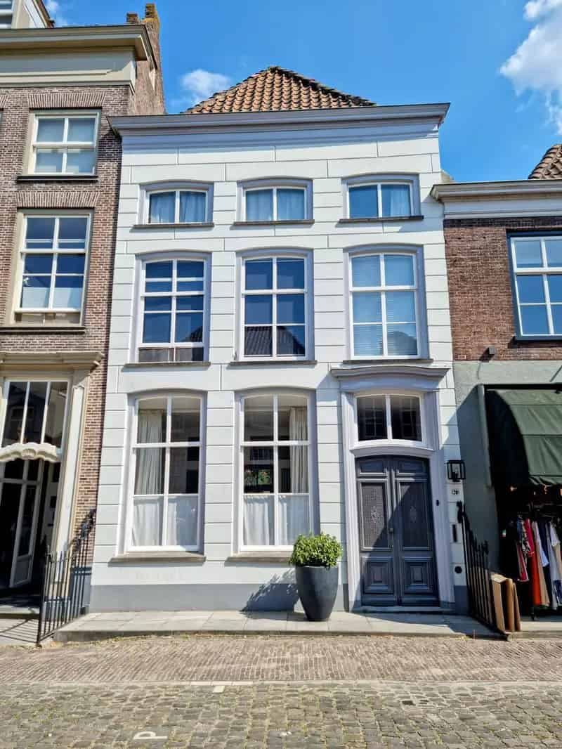 Herenhuis Heusden Vesting Gerenoveerd 4 slaapkamers