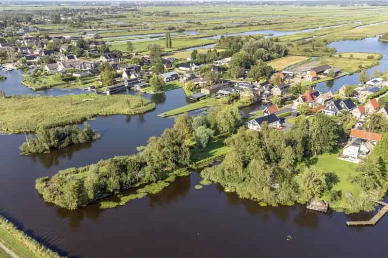 Prachtige woning Den Ilp 3835m2 grond nabij Amsterdam