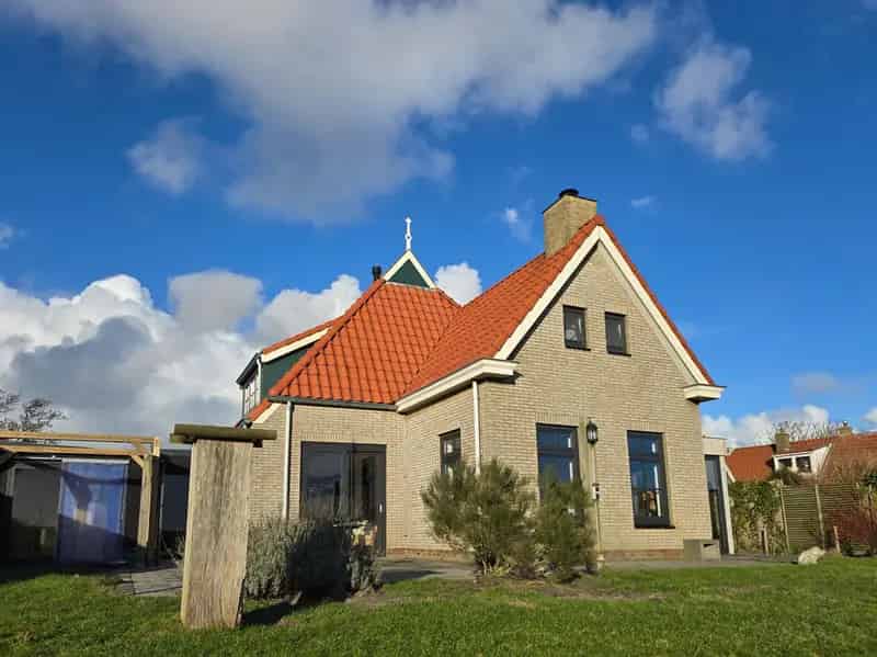 Luxe woning Oosterend 5 slaapkamers 3 badkamers Atelier