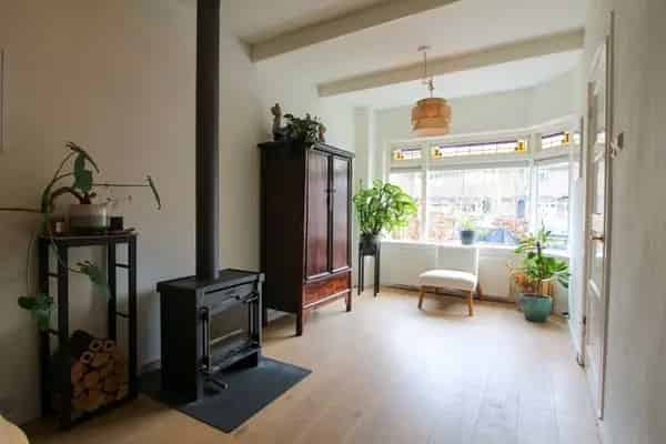 Jaren 30 woning te huur 12 maanden kindvriendelijke buurt