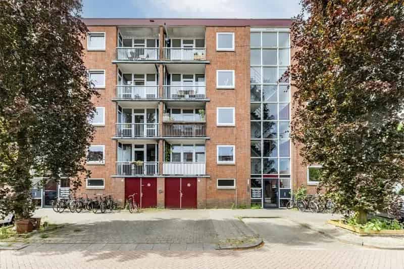 Ruim 4 kamer appartement Utrecht Elinkwijk 80m2 2 Balkons Zonnepanelen