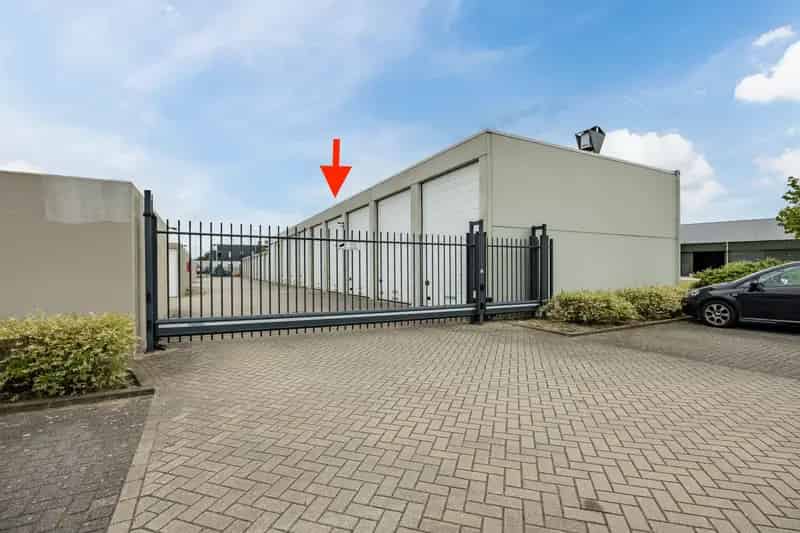 Garagebox Stellendam | Zoek garageboxen te koop: Korteweg 2 3251 LE Stellendam 