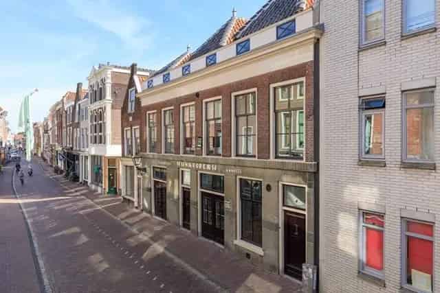 Herenhuis Leiden 7 Kamers 190m2  Huur November 2024