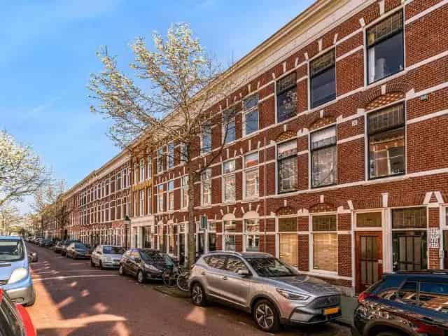 Top Etage Woning Regentessekwartier 115m2