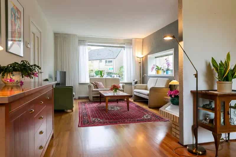 Huis te koop Rheden: Ruime gezinswoning met 4 slaapkamers en garage