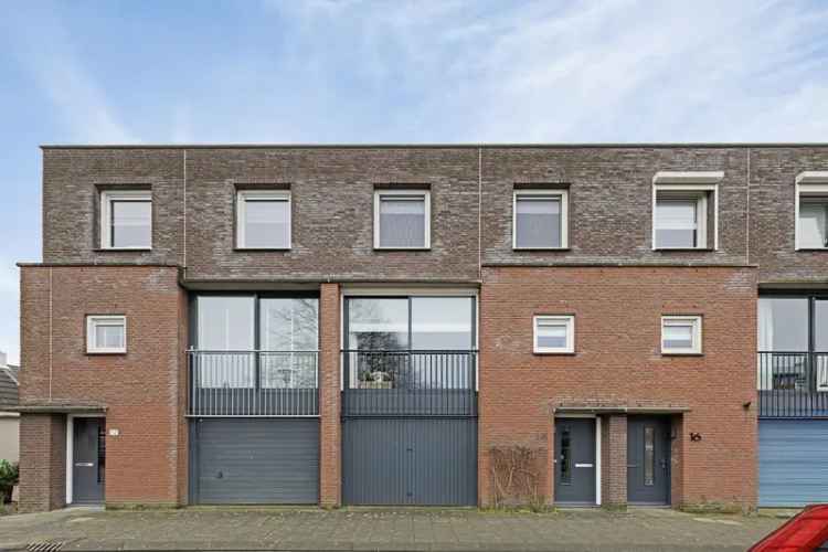 Eengezinswoning Te Koop in 14, Marijkestraat, Waalwijk, Noord-Brabant