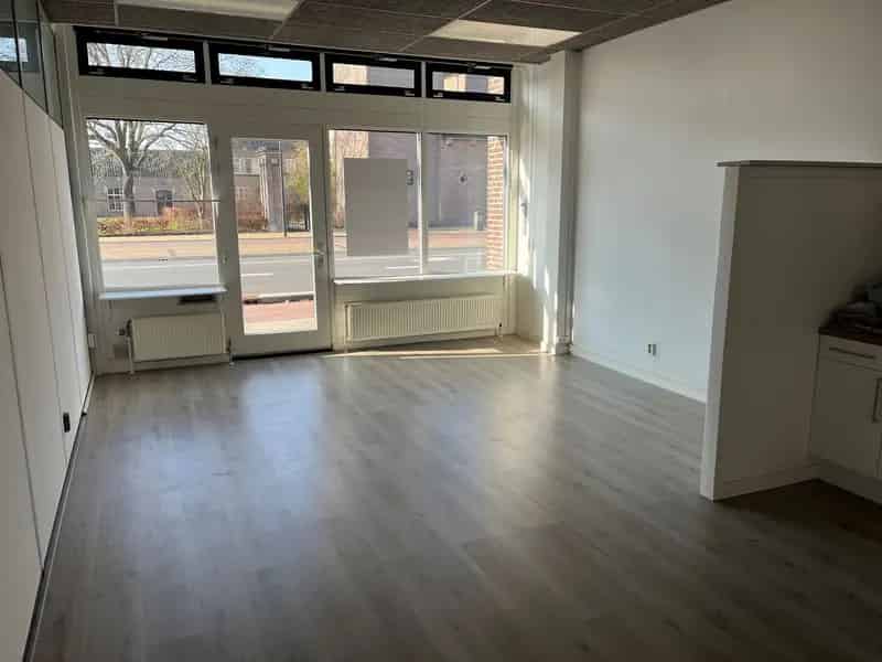 Kantoorruimte te huur Emmeloord Centrum 69m²