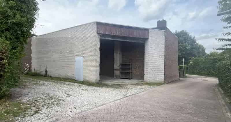 Bedrijfshal Brunssum | Zoek bedrijfshallen te koop: Rumpenerstraat 25-B 6443 CA Brunssum 