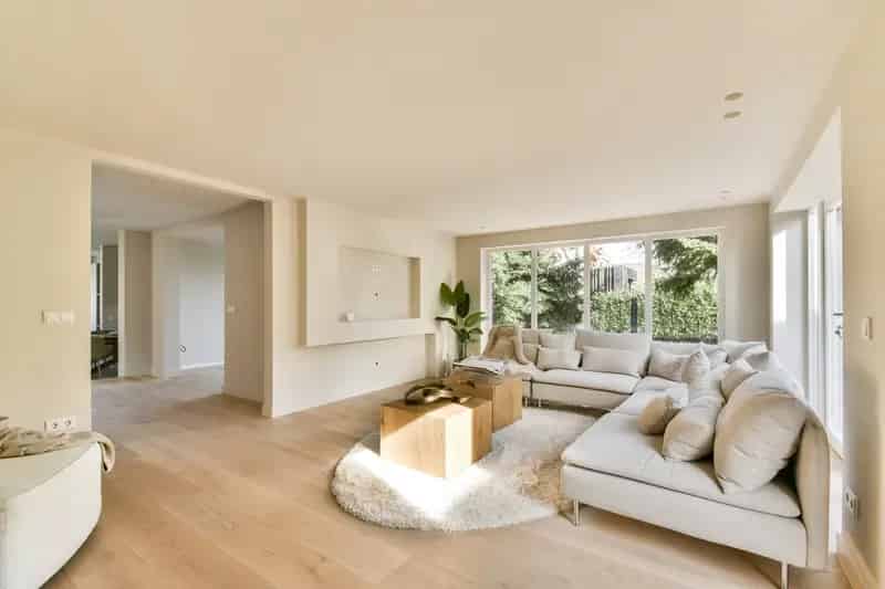 Huis te koop Amsterdam Kadoelen: Geheel gerenoveerd vrijstaand huis