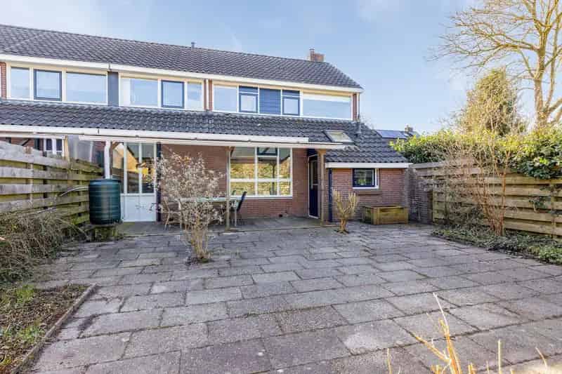 5 Slaapkamers 2 Onder 1 Kapwoning Vogelwijk Garage